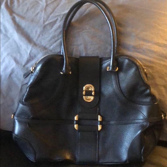 Alexander McQueen Handbags - Authentic Alexander McQueen Novak handbag